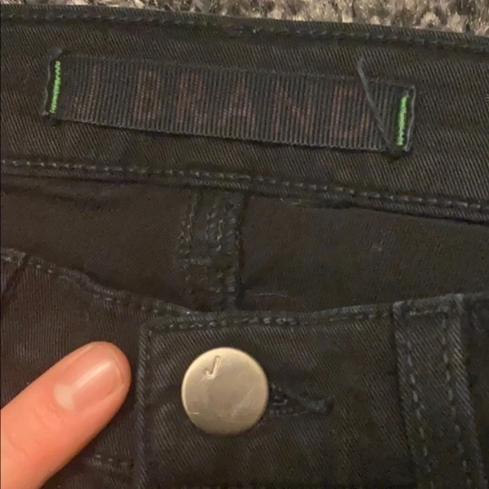 J Brand skinny jeans size 26 - Picture 3 of 6